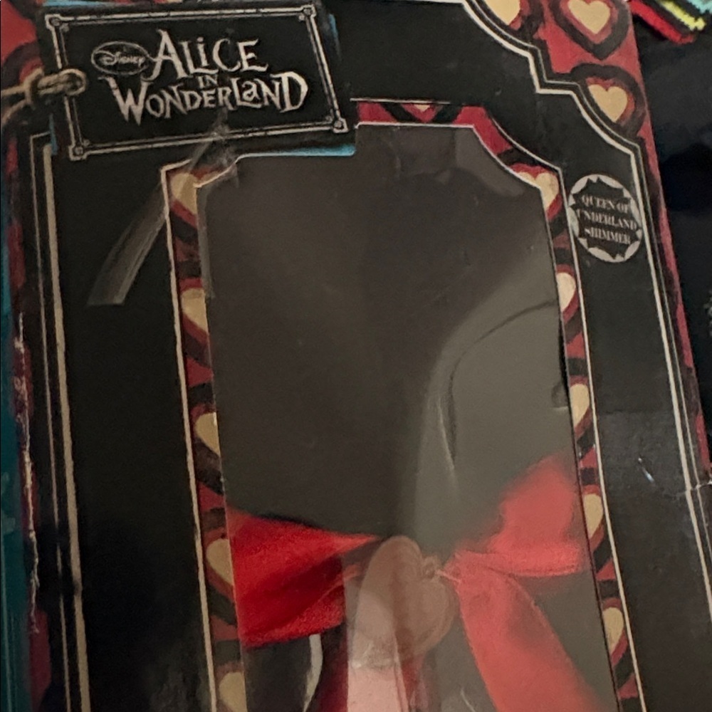 Hot Topic Deadstock Alice in Wonderland Queen of Underland Glitter Powder Puff - Picture 3 of 5